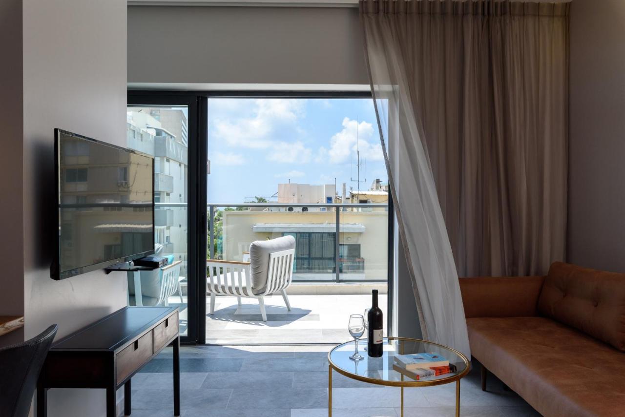 The Roof - By Sea Land Suites เทลอาวีฟ ภายนอก รูปภาพ